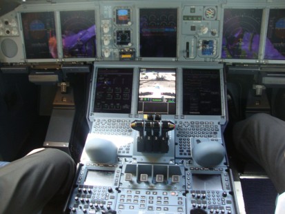 AB380 Cockpit